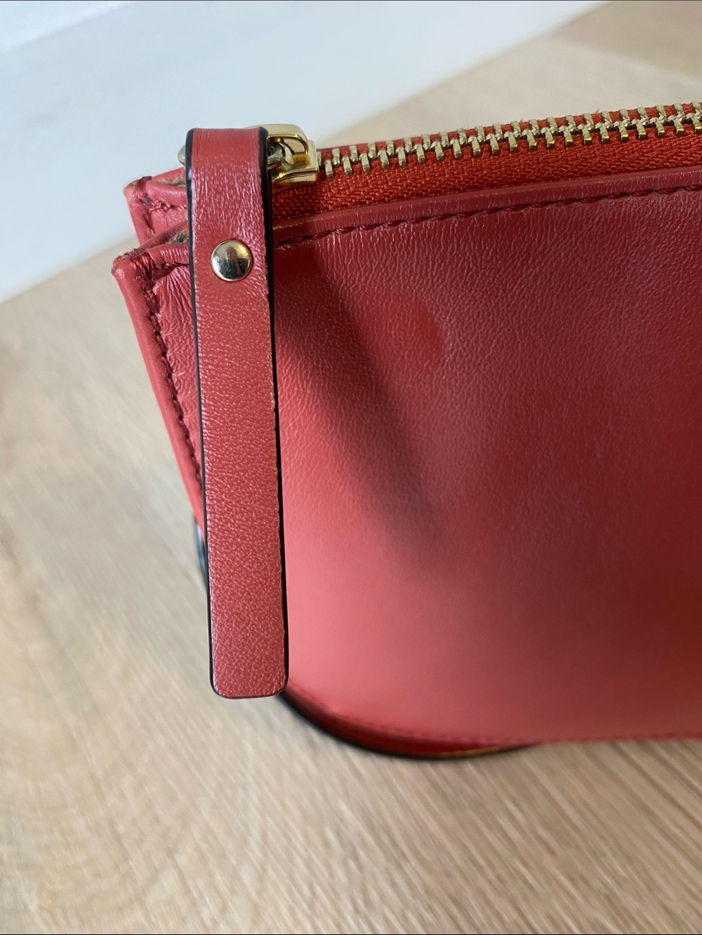 LO & SONS Waverley 2 Small Red Leather Convertible Crossbody Belt Bag Wristlet - Picture 4 of 13